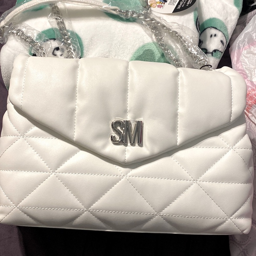Steve Madden quilted shoulder bag